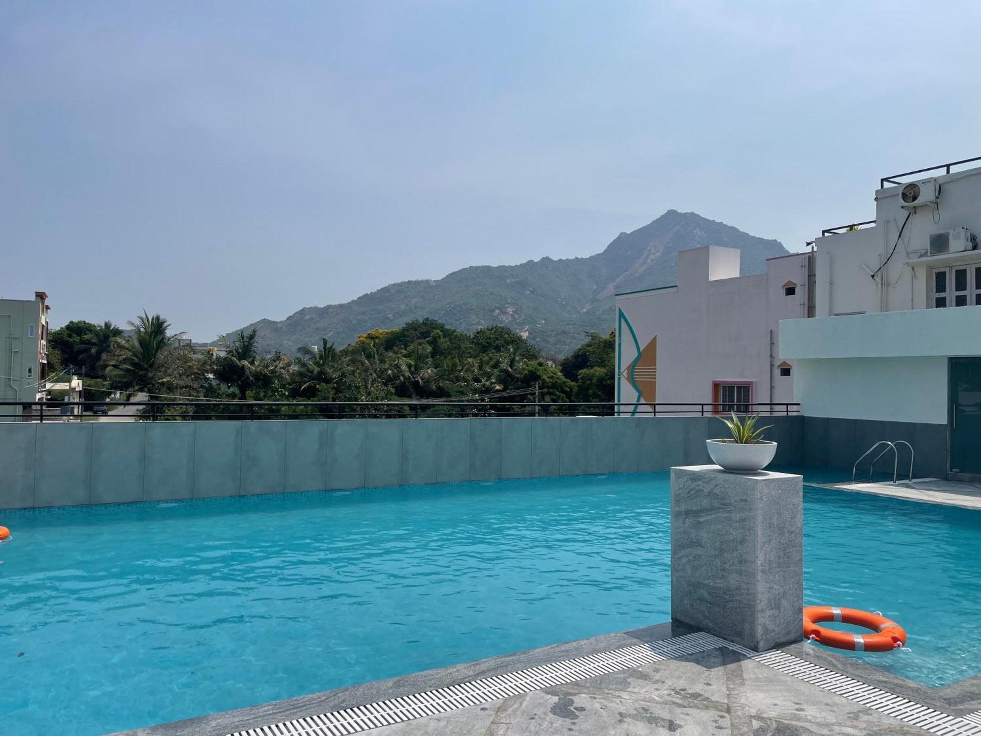 Aashreya Suites Tiruvannāmalai Eksteriør billede