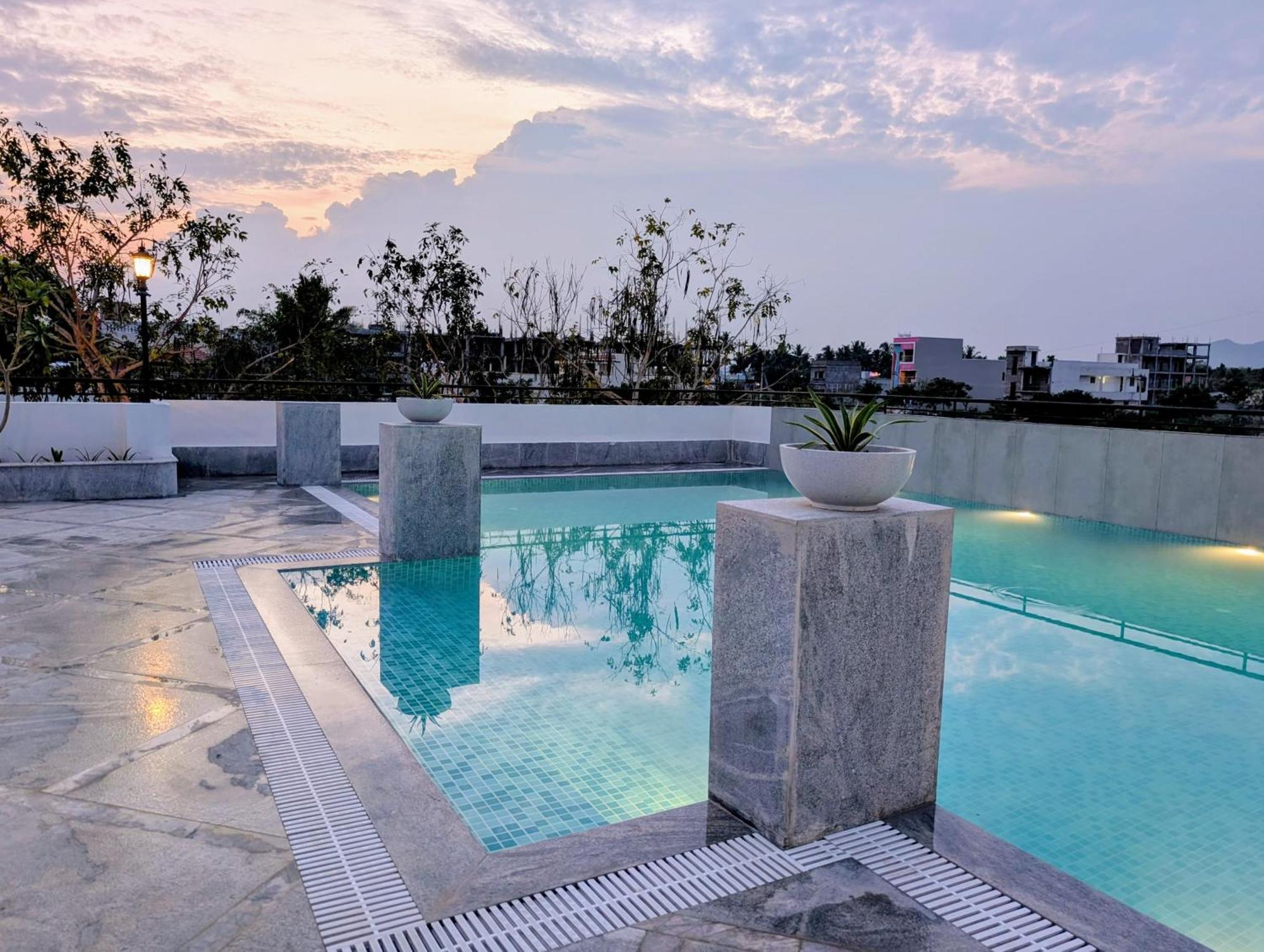Aashreya Suites Tiruvannāmalai Eksteriør billede